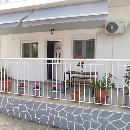 Seaside Apartments Nea Iraklia Exterior foto